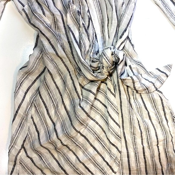 l*space White Black Striped Daydream Tunic Dress Wrap InTheColor Summer XS/TP - Picture 10 of 16